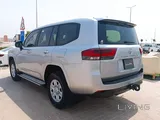 Toyota Land Cruiser Standard 2026